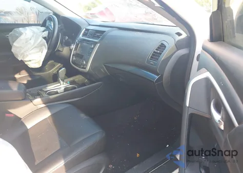 2018 Nissan Altima 2.5 Sr from USA, damaged, VIN 1N4AL3AP7JC245019